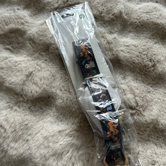 NWT Set of 2 Disney Dogs Leashes Medium - Picture 5 of 5